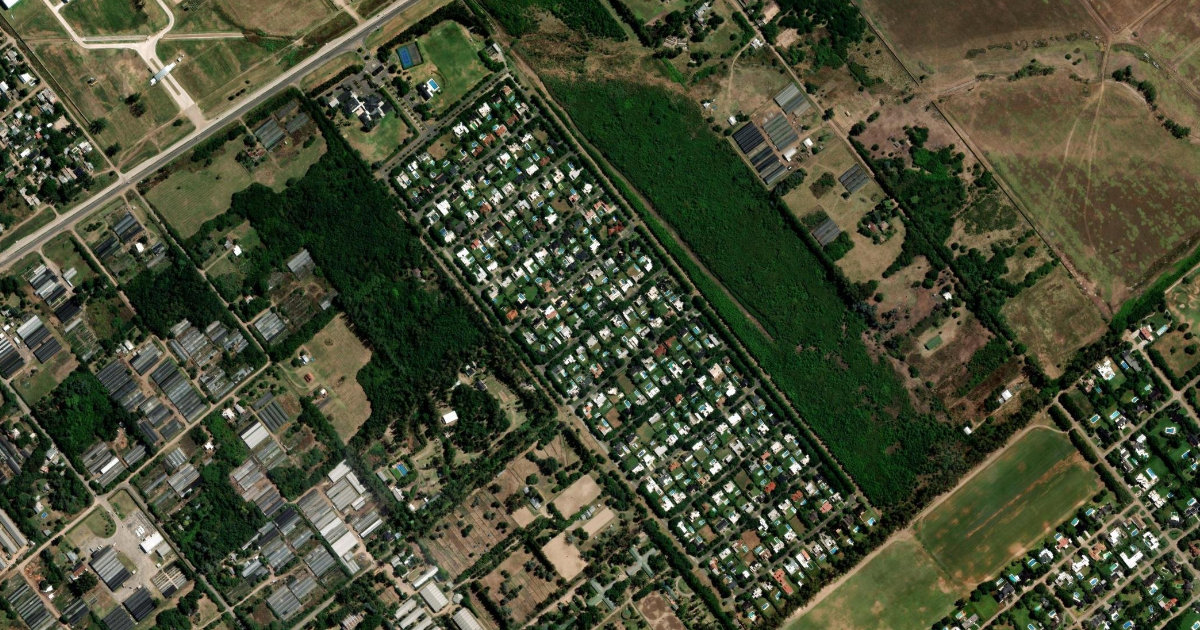 Santa Ana, barrio cerrado en Moreno